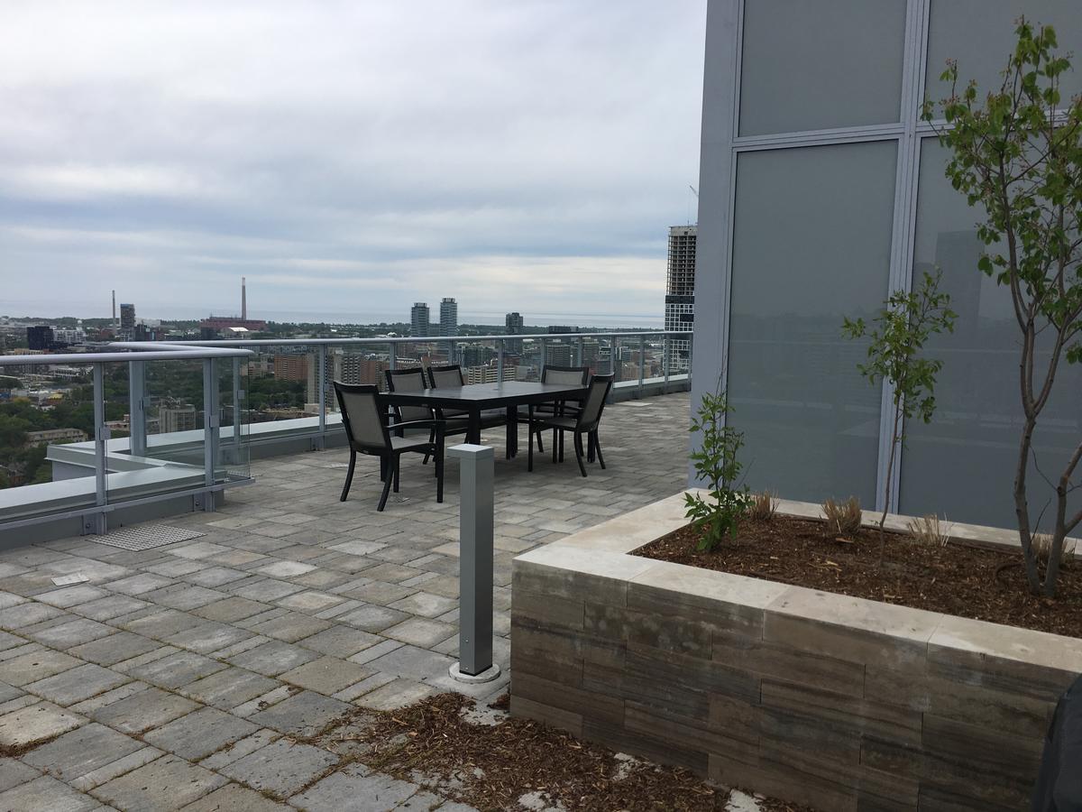 Toronto Metropolitan University-Daphne Cockwell Complex Residence المظهر الخارجي الصورة