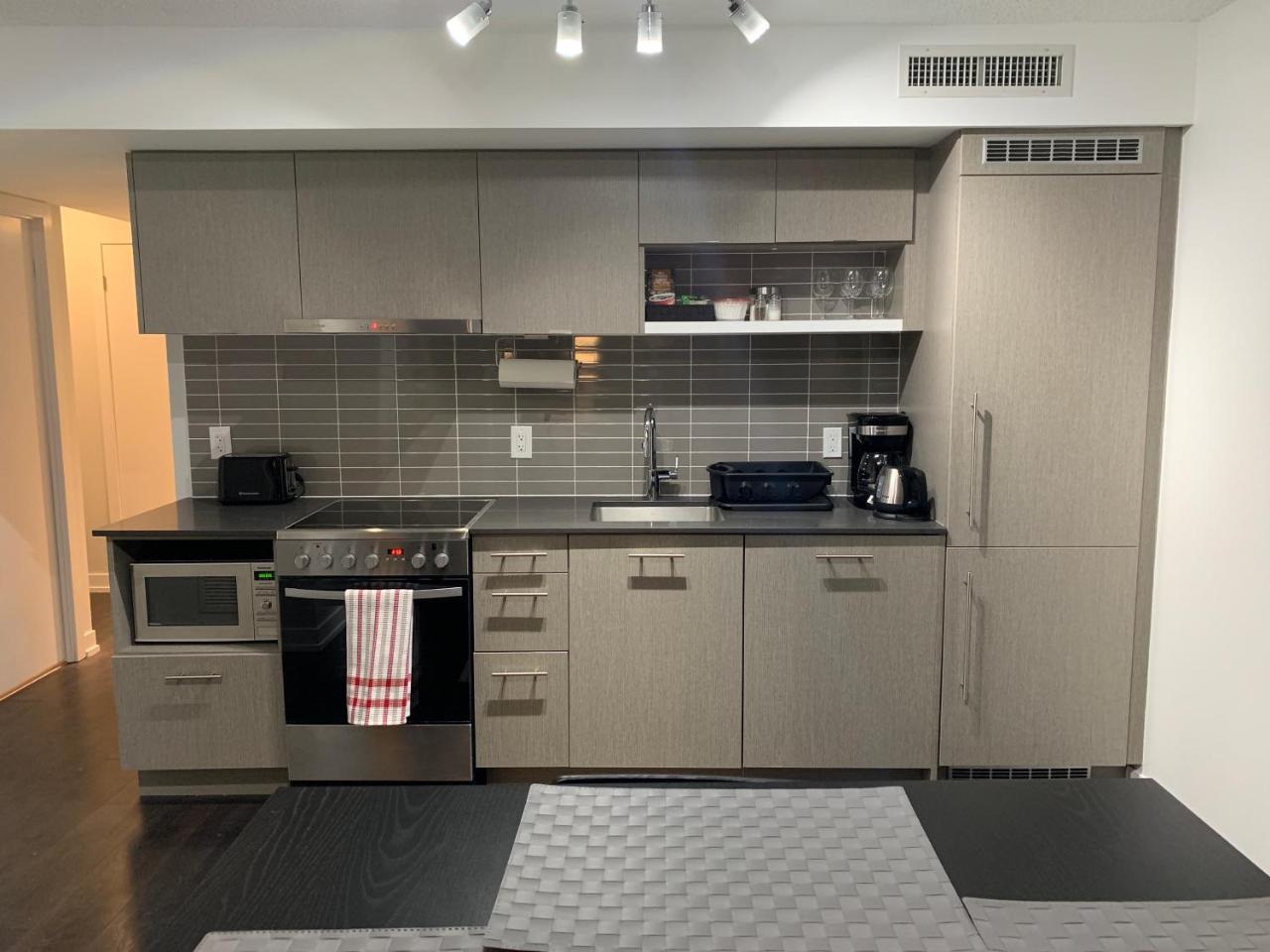Toronto Metropolitan University-Daphne Cockwell Complex Residence المظهر الخارجي الصورة